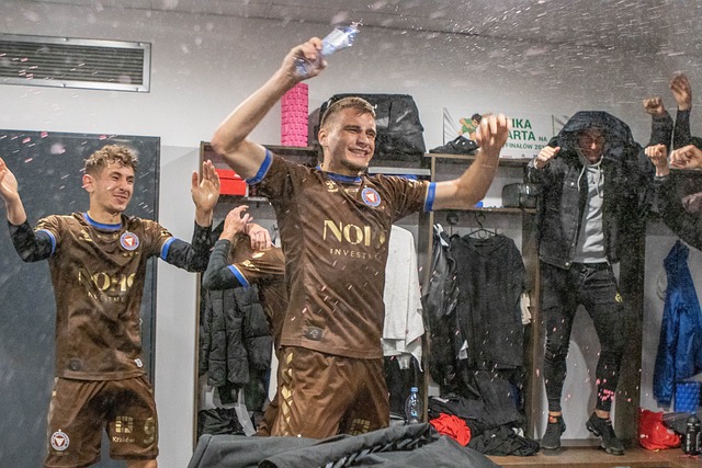 亚高大的前 亚高大的前